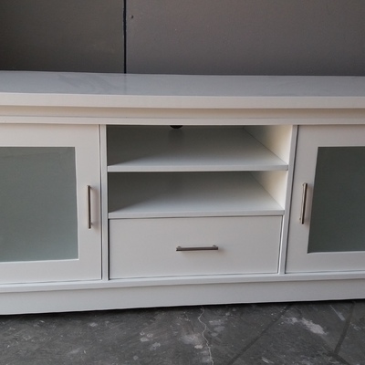 Lacado de muebles de salón