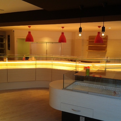 Local comercial realizado en Lyon, Francia