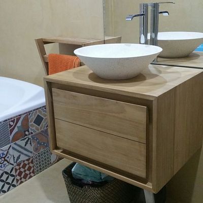 BAÑO MICROCEMENTO Y BALDOSA HIDRÁULICA