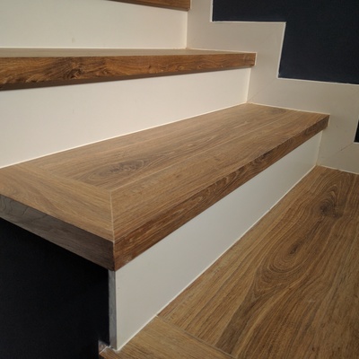 PARQUECITE - TARIMA LAMINADA - TARKETT - ESCALERAS