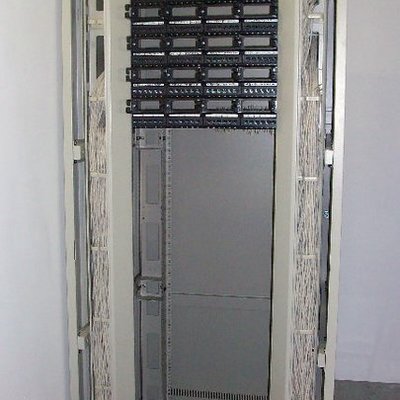 Patch panel para voz y datos