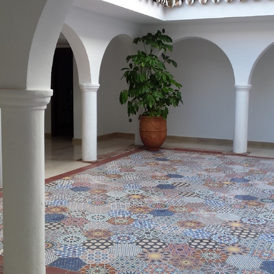 PATIO INTERIOR