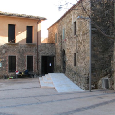 Urbanización del núcleo antiguo de Colomers