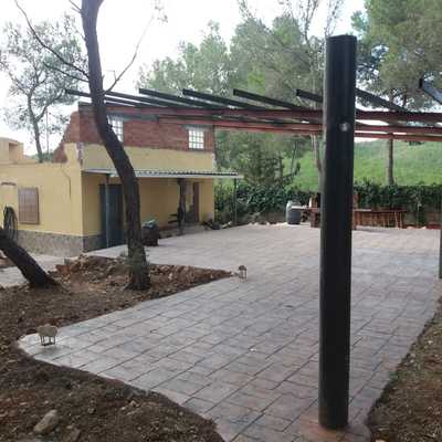 Realización pavimentación, y techo con soldadura