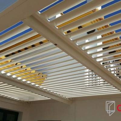 Pérgola Bioclimática con leds perimetrales