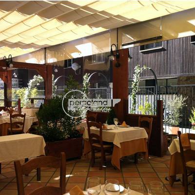 PÉRGOLA DE MADERA PARA RESTAURANTE