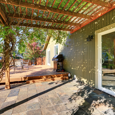 Pérgola tipo porche