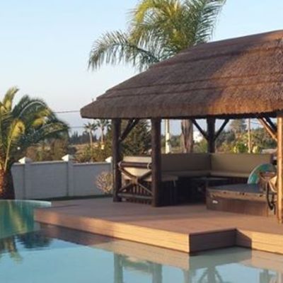 Pérgola para piscinas