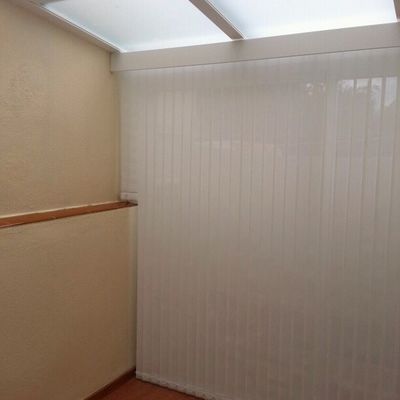 Persiana de lamas verticales