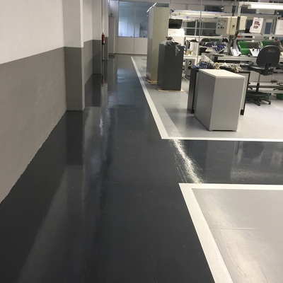 PINTADO DE SUELOS EN NAVE DE GIPUZKOA