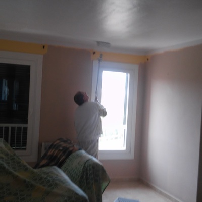 Piso totalmente pintado 