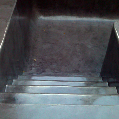 piscina con microcemento gris acero (despues)