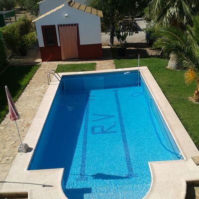 Piscina de hormigón desde arranque