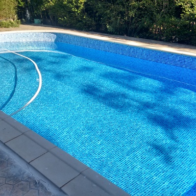 piscina en perfecto funcionamiento