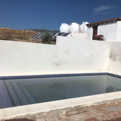 PISCINA HECHA EN OBRA