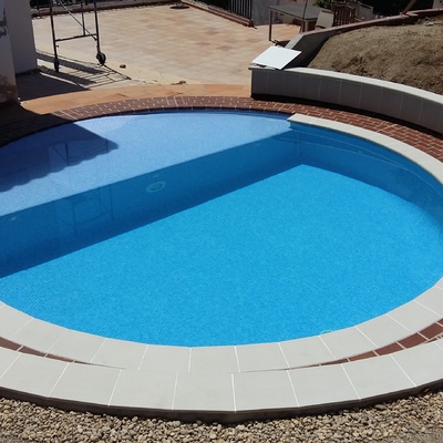 PISCINA NUEVA