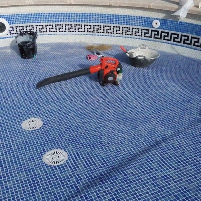 Restauración de piscina pequeña