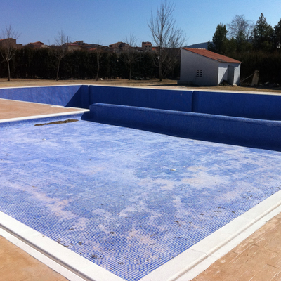 Piscinas municipales de la Yesa (Valencia)