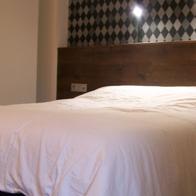 PISITO DE SOLTERO! PARQUE VENECIA, ZARAGOZA