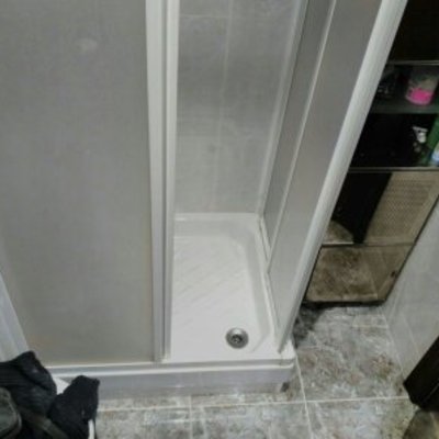 Cambio de plato ducha por plato de ducha moderna