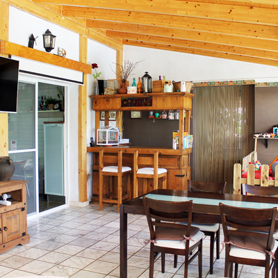 De caseta de campo a unifamiliar con estilo