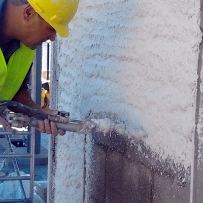 Revestimiento exterior con mortero monocapa