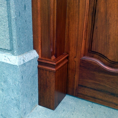 Puerta blindada de seguridad