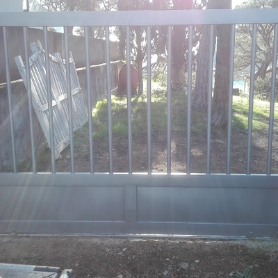 Estructura y cubierta de acero corten