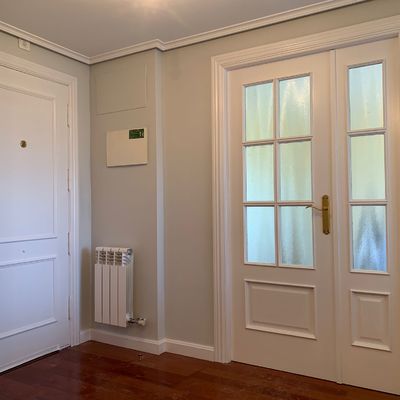 Puertas / esmaltadas / Lacadas