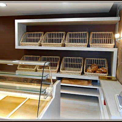 Reforma d'un local per a forn de pa i degustació, Barcelona