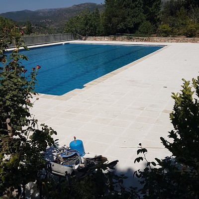 Piscina vaso y playa