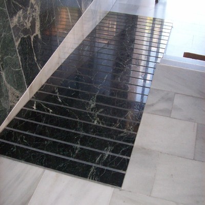 RAMPA PARA FACILITAR EL ACCESO