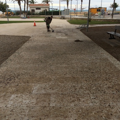 Limpieza Plaza en Hospitalet de l'Infant