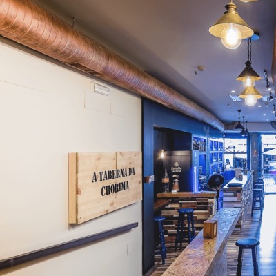 REFORMA A TABERNA DA CHORIMA - SANTIAGO DE COMPOSTELA