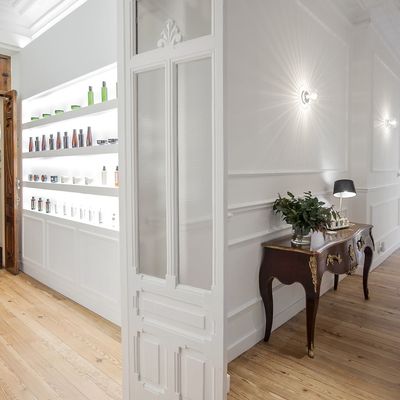 REFORMA CENTRO ESTÉTICA WHITE - A CORUÑA