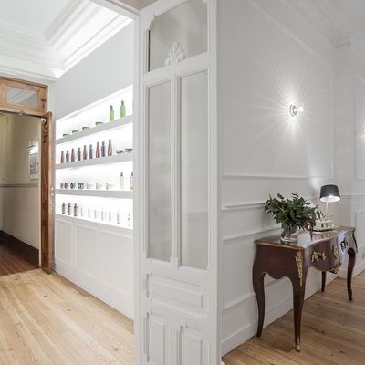 REFORMA CENTRO ESTÉTICA WHITE - A CORUÑA