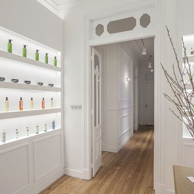 REFORMA CENTRO ESTÉTICA WHITE - A CORUÑA