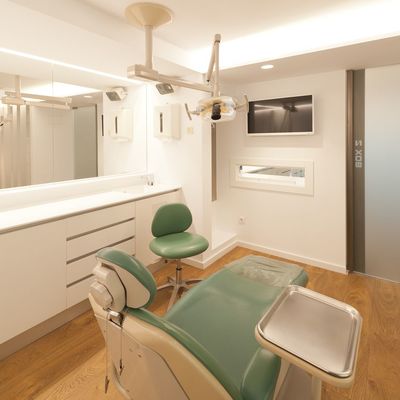 Reforma clínica dental Ana Aguado - A Coruña