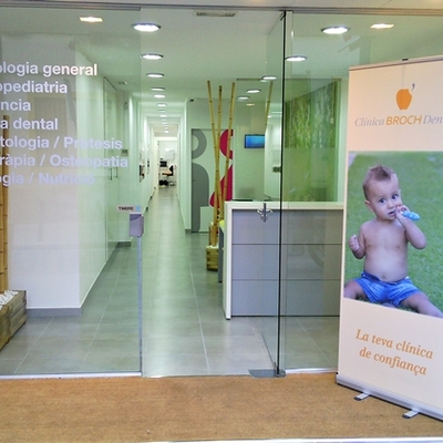 Reforma clínica dental, Clinica Broch Dental
