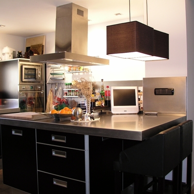 Reforma cocina en Barcelona: isla central