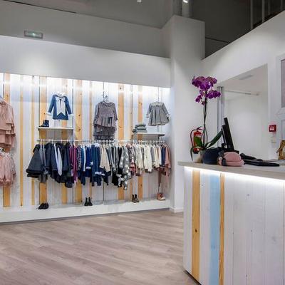 REFORMA COMERCIAL GUAPETONES - C.C. MARINEDA CITY