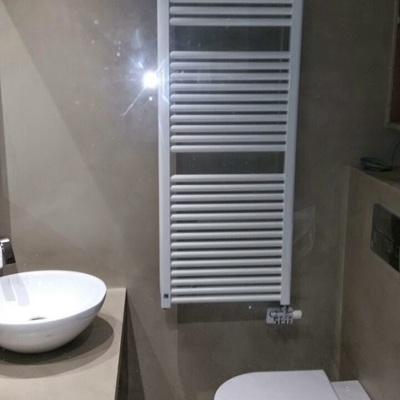  Reforma de bany amb microciment