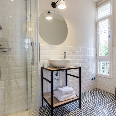 reforma e interiorismo alojamiento rural baño