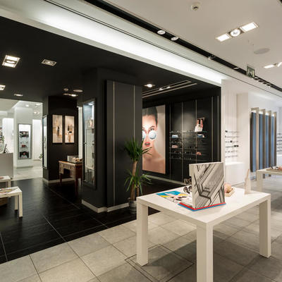 REFORMA ESTABLECIMIENTO VISTAOPTICA A CORUÑA