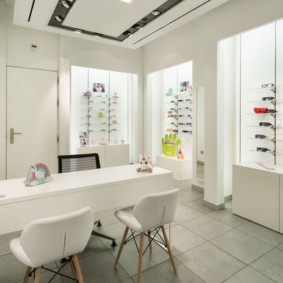 REFORMA ESTABLECIMIENTO VISTAOPTICA A CORUÑA