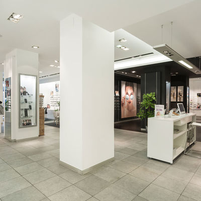 REFORMA ESTABLECIMIENTO VISTAOPTICA A CORUÑA