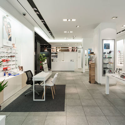 REFORMA ESTABLECIMIENTO VISTAOPTICA A CORUÑA