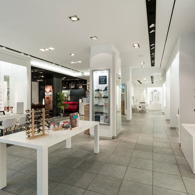 REFORMA ESTABLECIMIENTO VISTAOPTICA A CORUÑA