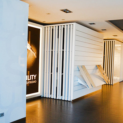 Reforma Nave Industrial expositores