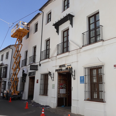 Reforma de  hotel puerta de la villa grazalema